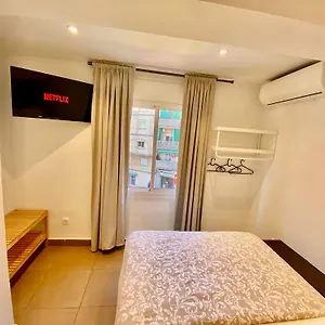  Appartement Nuevas Con Bano Privado Frente Al Metro St Mwc Barcelona-fira